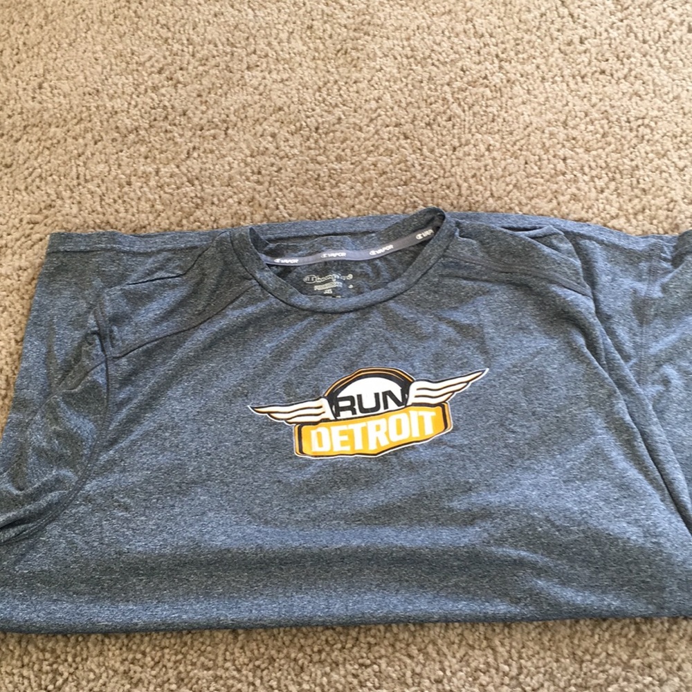 Champion “run Detroit” grey T-shirt